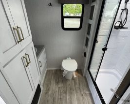 Camper 2022 ASTORIA 2203RB interior