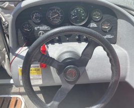Stingray NC5312CD Boat -- fuel capacity, Speedo meter, adjustable steering